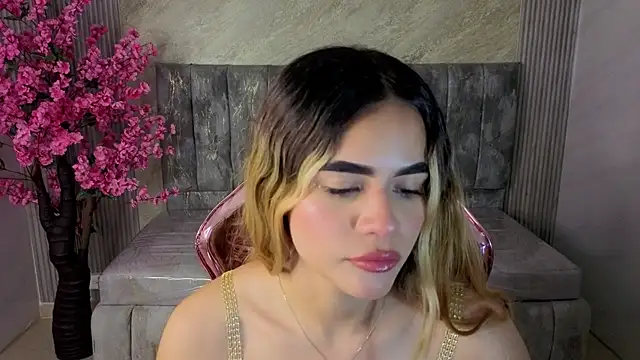 lilith4 s online show from 10-25-25, 08:58