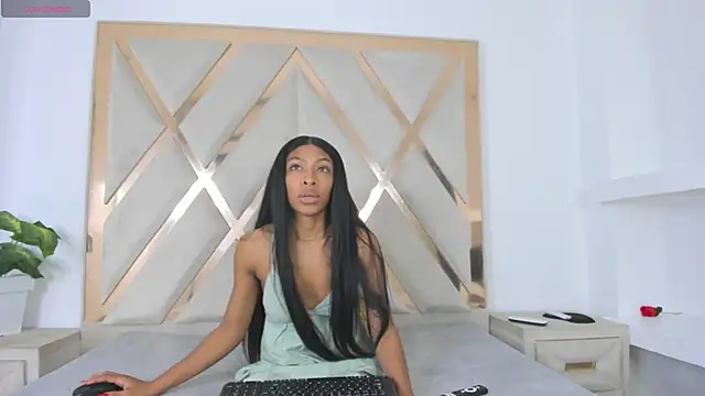 angelkyraasm online show from 05-15-26, 01:07