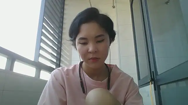 JennyCarpenter online show from 10-02-25, 01:23