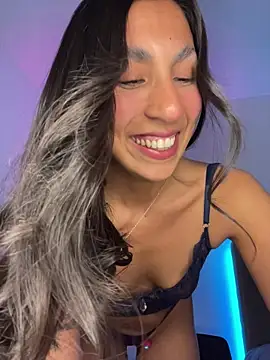 Snapshot of MaddyX__ chatting on 07-17-26, 08:24 MaddyX online show from 07-17-26, 08:24