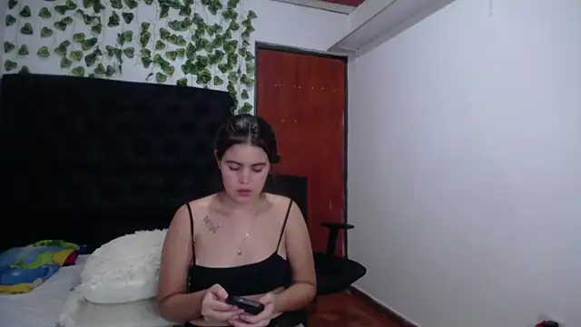 isabel 09 online show from 11-08-25, 03:34