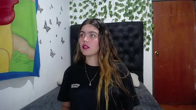 isabel 09 online show from 12-16-25, 02:49