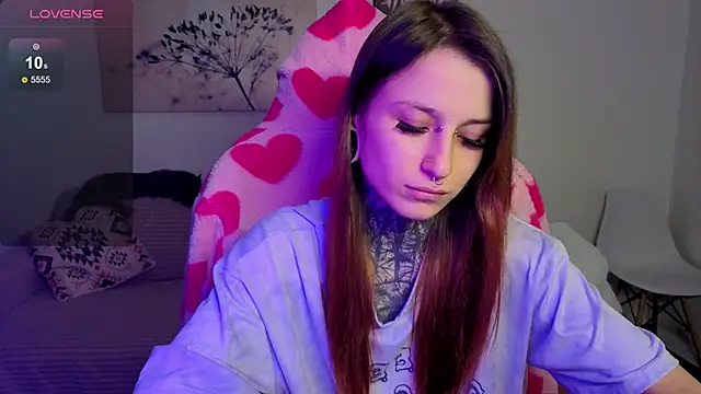 LilithPoison online show from 10-01-25, 06:03