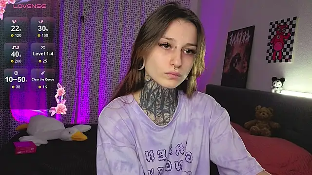 LilithPoison online show from 10-08-25, 06:05