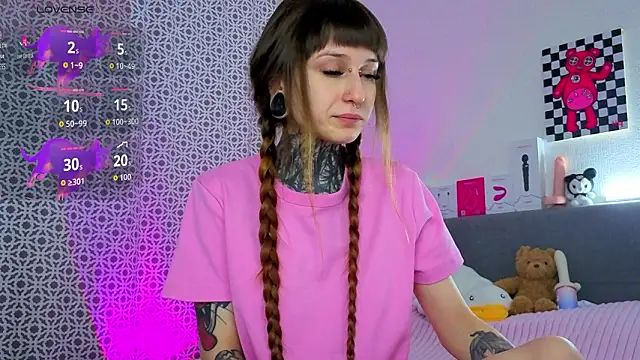 LilithPoison online show from 03-05-26, 06:04