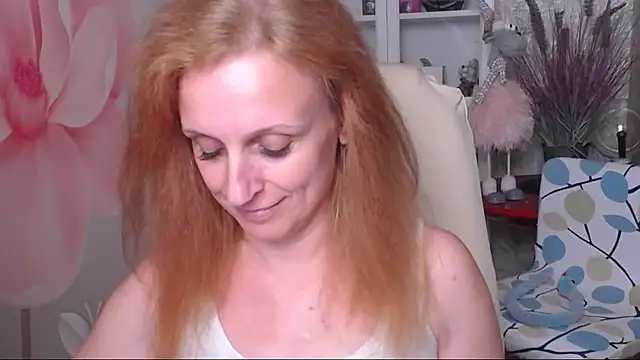 Snapshot of Venus_love1 chatting on 06-01-26, 03:36 Venus love1 online show from 06-01-26, 03:36