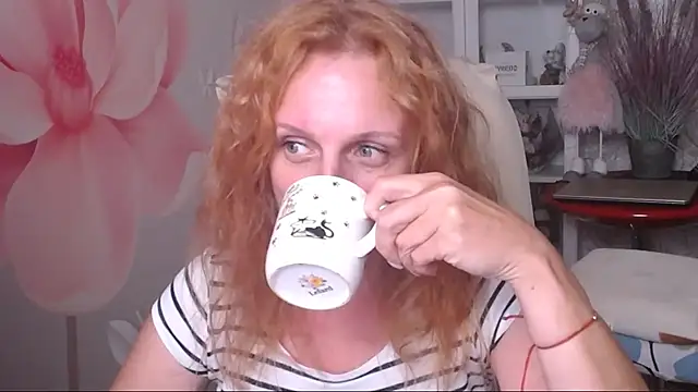 Snapshot of Venus_love1 chatting on 07-29-26, 05:00 Venus love1 online show from 07-29-26, 05:00