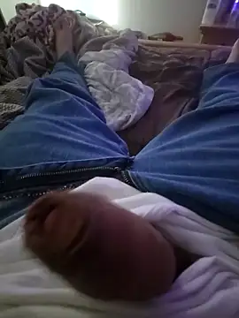 Snapshot of matatan0323 chatting on 10-31-25, 10:44 matatan0323 online show from 10-31-25, 10:44