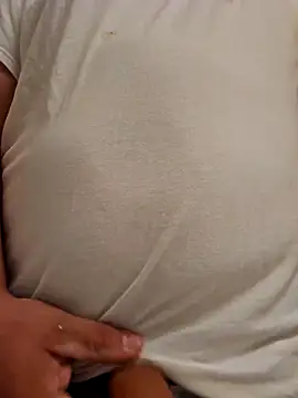 Snapshot of matatan0323 chatting on 11-29-25, 11:52 matatan0323 online show from 11-29-25, 11:52