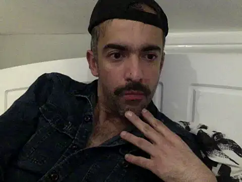 RodrigoMar58975 online show from 10-18-25, 06:16