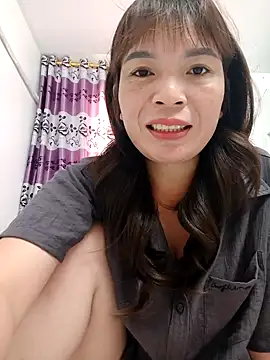 Snapshot of Livelulu chatting on 10-14-25, 08:59 Livelulu online show from 10-14-25, 08:59