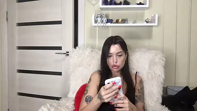 ArinaAmour online show from 07-14-26, 06:35