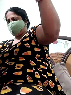 Mmm143 online show from 10-19-25, 09:43