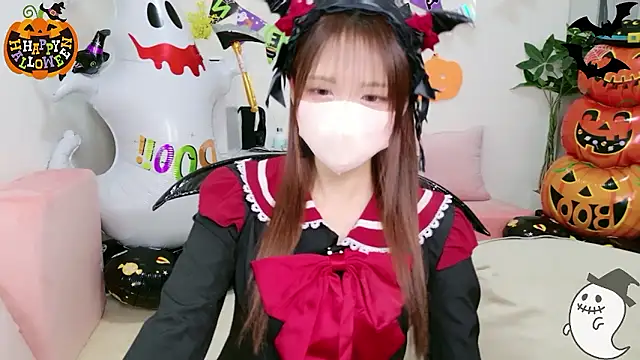 Yurika ch online show from 10-30-25, 02:51