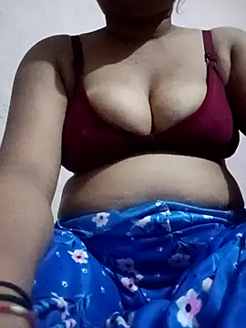 Snapshot of aliya-jaan71 chatting on 09-23-25, 07:17 aliya-jaan71 online show from 09-23-25, 07:17