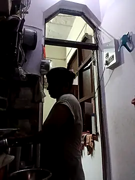 Snapshot of aliya-jaan71 chatting on 09-25-25, 10:08 aliya-jaan71 online show from 09-25-25, 10:08