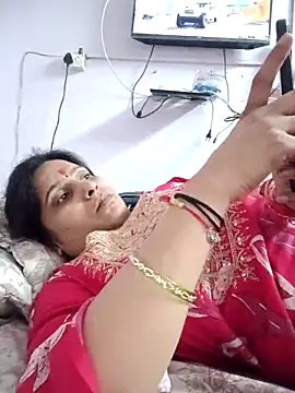 Snapshot of aliya-jaan71 chatting on 10-13-25, 03:45 aliya-jaan71 online show from 10-13-25, 03:45