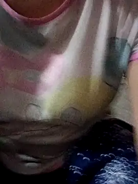 Snapshot of aliya-jaan71 chatting on 10-16-25, 02:51 aliya-jaan71 online show from 10-16-25, 02:51