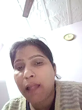 Snapshot of aliya-jaan71 chatting on 12-21-25, 09:27 aliya-jaan71 online show from 12-21-25, 09:27