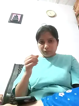 Snapshot of aliya-jaan71 chatting on 03-20-26, 04:56 aliya-jaan71 online show from 03-20-26, 04:56