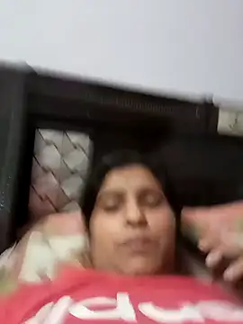 aliya-jaan71 online show from 04-21-26, 11:05