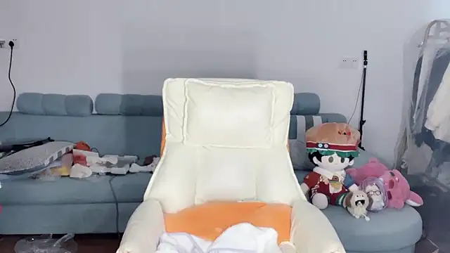 Akong11 online show from 03-25-26, 04:51