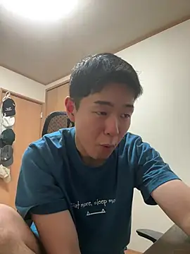 Snapshot of KAMESAN08 chatting on 05-15-26, 12:34 KAMESAN08 online show from 05-15-26, 12:34