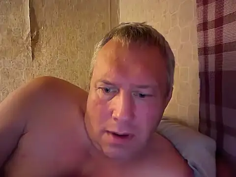 Snapshot of evulis1 chatting on 09-17-25, 09:49 evulis1 online show from 09-17-25, 09:49