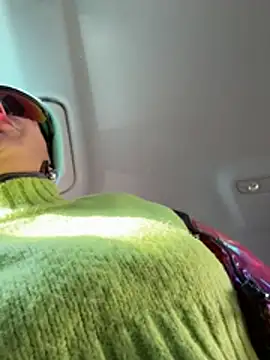 Snapshot of ainaht chatting on 02-01-26, 01:09 ainaht online show from 02-01-26, 01:09