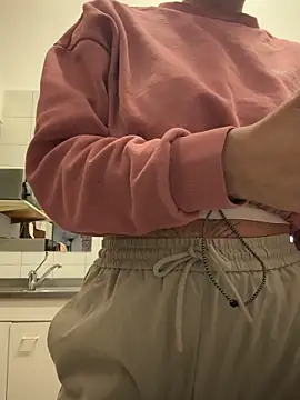 Snapshot of ainaht chatting on 03-10-26, 08:19 ainaht online show from 03-10-26, 08:19