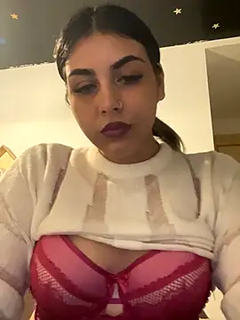 Snapshot of lolaadora chatting on 10-16-25, 01:06 lolaadora online show from 10-16-25, 01:06