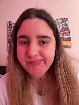 marouska official online show from 04-18-26, 12:20