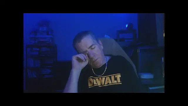 Sex and loves online show from 11-16-25, 10:48