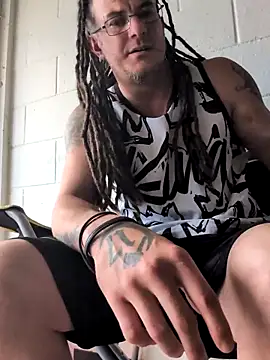 Clownboi17 online show from 09-25-25, 07:17