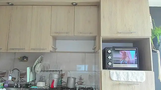 Arnolwilliams online show from 10-17-25, 08:55