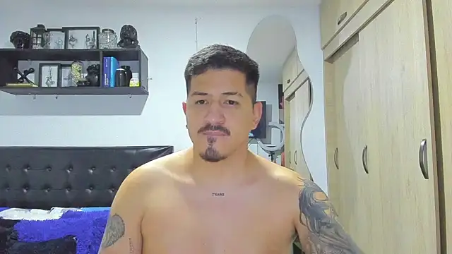 Arnolwilliams online show from 11-16-25, 07:25