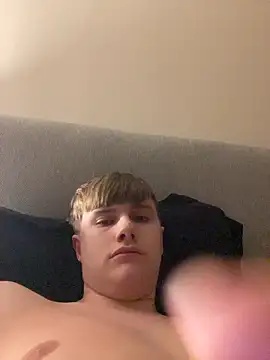 Sammyboy2211 online show from 02-26-26, 01:48