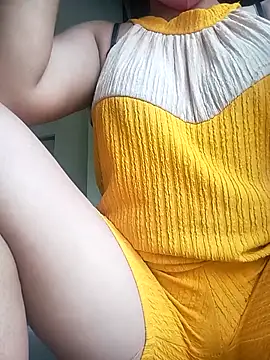 Snapshot of Mei-sexy chatting on 06-14-26, 09:55 Mei-sexy online show from 06-14-26, 09:55