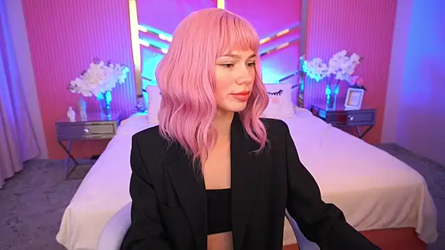 ShyySiren online show from 09-19-25, 06:26