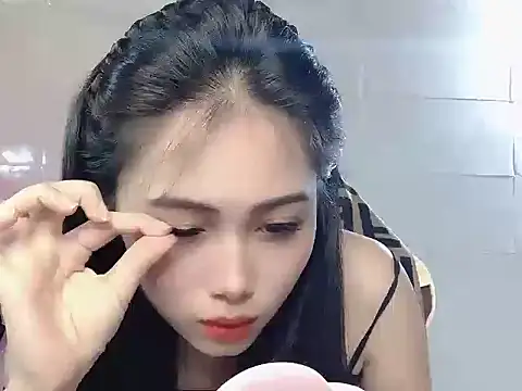 Lyly4757 online show from 11-10-25, 01:43