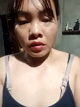 emilyzz online show from 10-04-25, 12:58