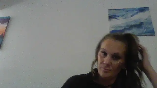 Snapshot of Ariasweetaspie chatting on 10-31-25, 05:19 Ariasweetaspie online show from 10-31-25, 05:19