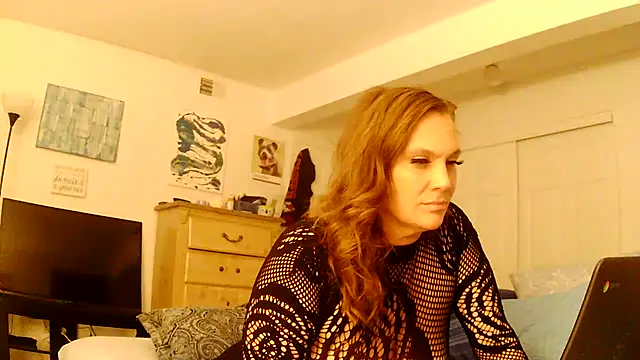 Ariasweetaspie online show from 11-16-25, 05:13