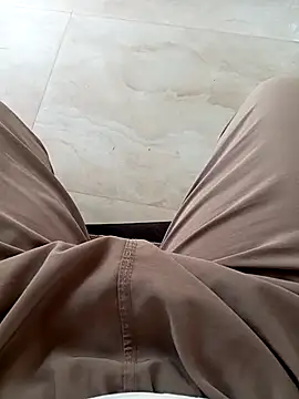 Snapshot of karandeep_Bhagat chatting on 09-21-25, 03:52 karandeep Bhagat online show from 09-21-25, 03:52