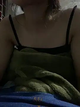 Snapshot of Bella_sexy98 chatting on 10-10-25, 12:48 Bella sexy98 online show from 10-10-25, 12:48