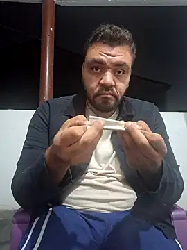 Snapshot of CaVaBxD chatting on 10-02-25, 03:02 CaVaBxD online show from 10-02-25, 03:02