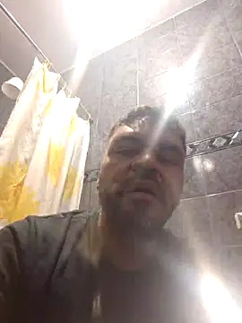 Snapshot of CaVaBxD chatting on 10-04-25, 10:02 CaVaBxD online show from 10-04-25, 10:02