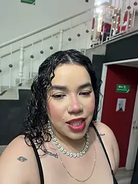 krisstenSantos online show from 04-08-26, 03:01