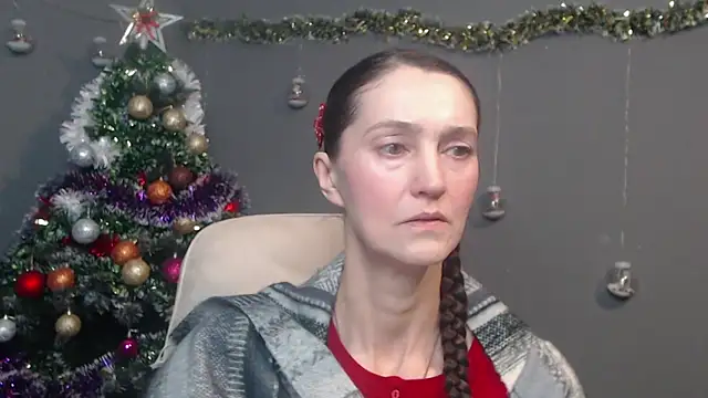 Snapshot of TayaFinch chatting on 12-14-25, 01:16 TayaFinch online show from 12-14-25, 01:16