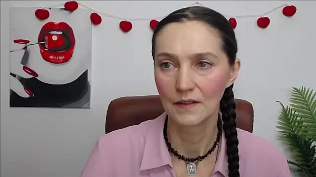 TayaFinch online show from 02-13-26, 01:07